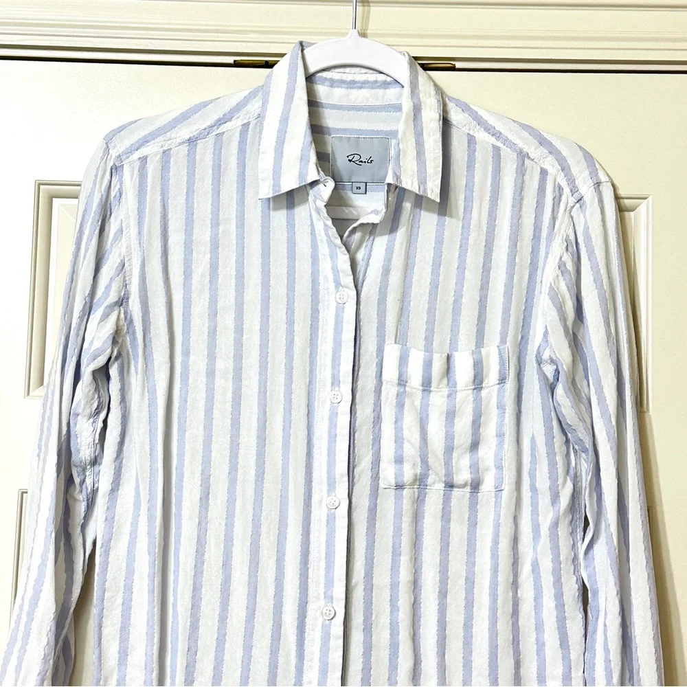 Rails White & Blue Striped Button Down Shirt Size XS Long Sleeves Lightweight - Picture 3 of 10